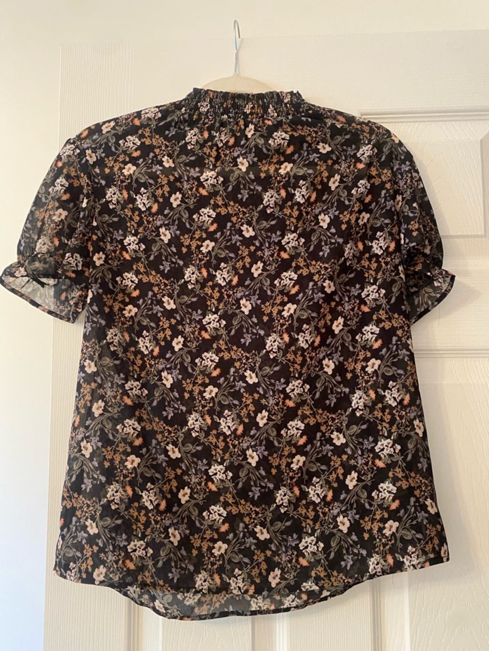bohme Black Floral Short Ruffle-Sleeve Blouse